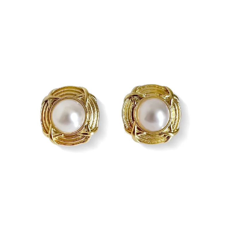 Women’s trendy stud earrings-Chunky Pearl 18K Gold Plated Earrings