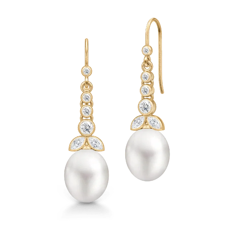 Women’s circle earrings-Treasure Chandelier White Pearl Gold Plated Earrings