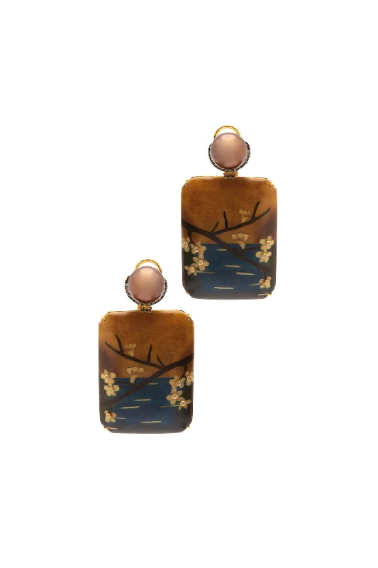 Women’s trendy stud earrings-Marquetry Brown Pearl 18K Gold Earrings w. Pearl