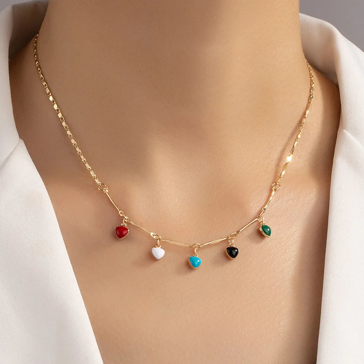 Women’s classic gold necklaces-Simple Heart Necklace Hip Hop Sweater Chain Necklace Women Accessories Wholesale