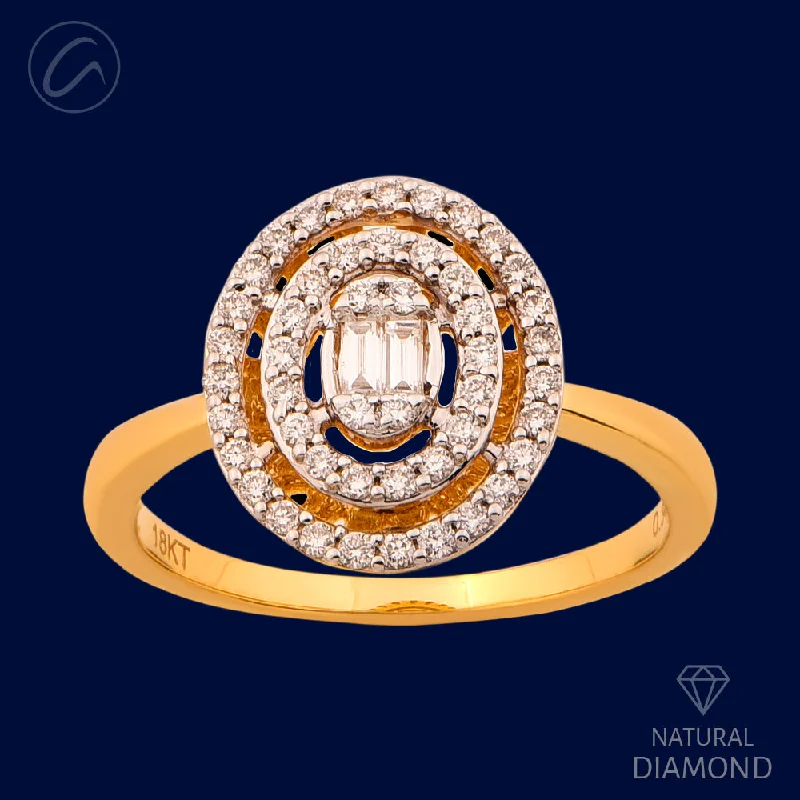 Women’s diamond-studded engagement rings-Dazzling Oval Halo 18K Gold + Diamond Ring