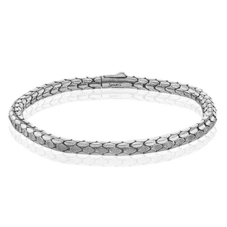 Women’s pearl bracelets-This smooth-linked men's bracelet is formed from 14k gold with a brushed finish.