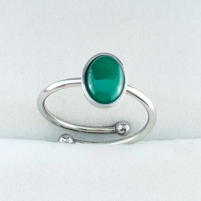 6x8mm Oval-Emerald