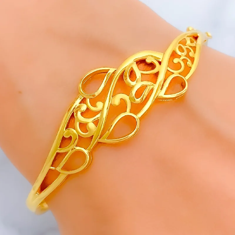 Women’s custom gemstone bracelets-Bold Victorian Pattern 22k Gold Bangle Bracelet