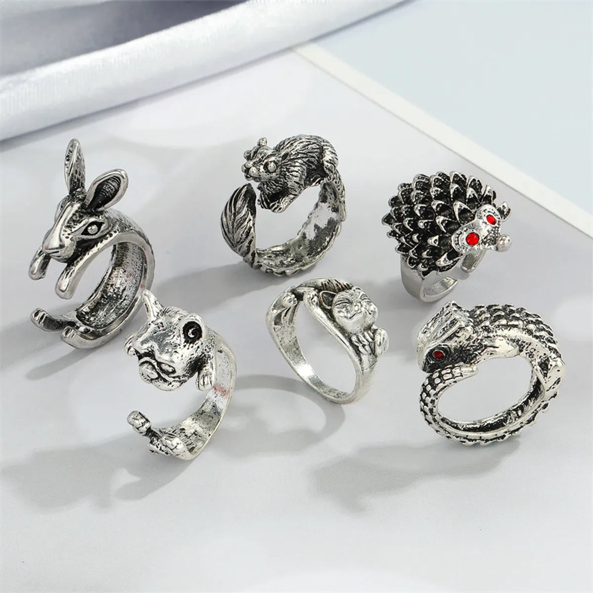 Women’s gold and diamond rings-Retro Punk Butterfly Hedgehog Owl Frog Ring Female Ancient Silver Animal Open Ring