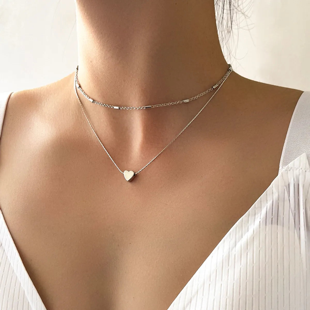 Women’s unique gemstone necklaces-European And American Simple Double Layered Heart Pendant Necklace