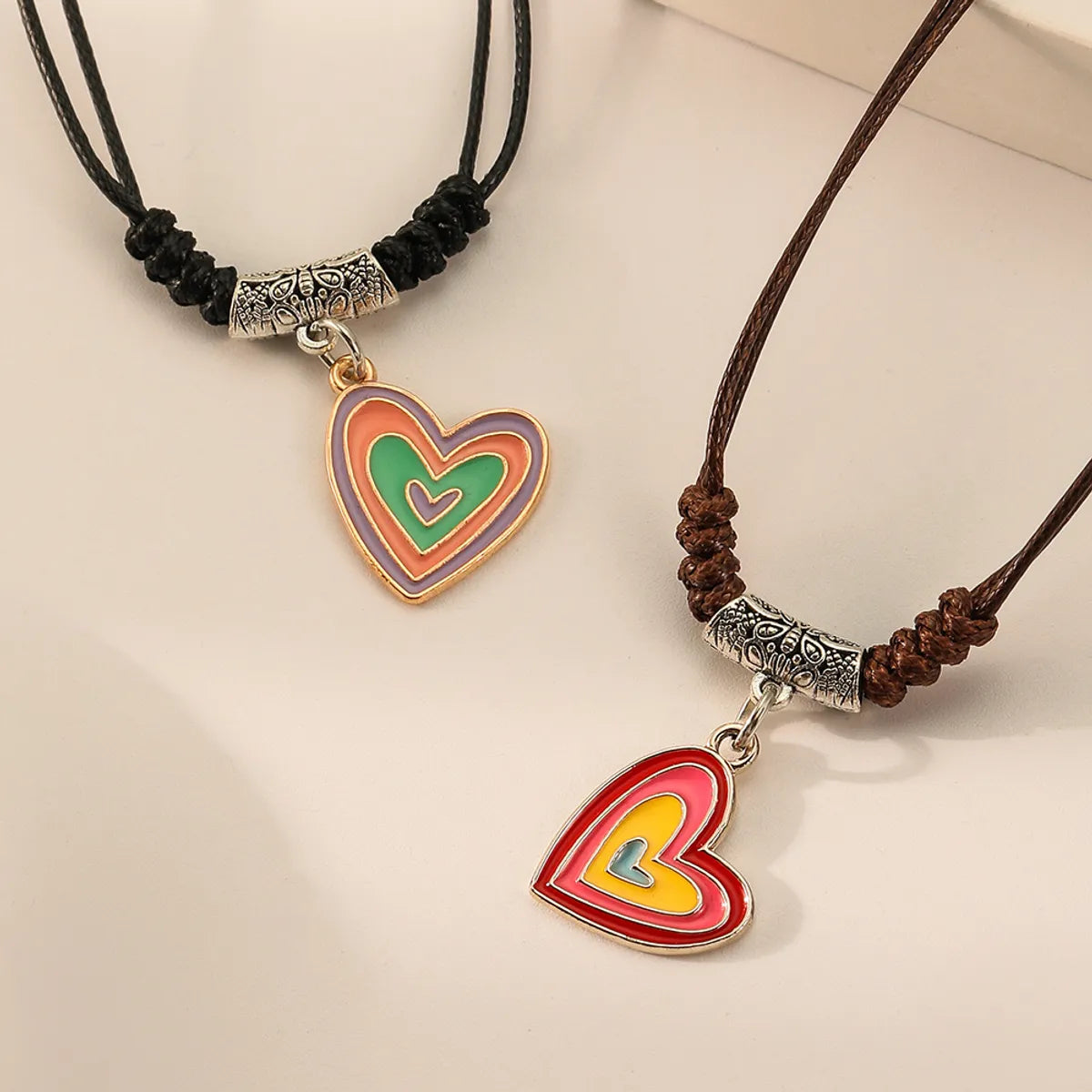 Women’s simple gold necklaces-Simple Style Heart Shape Alloy Leather Rope Enamel Unisex Pendant Necklace