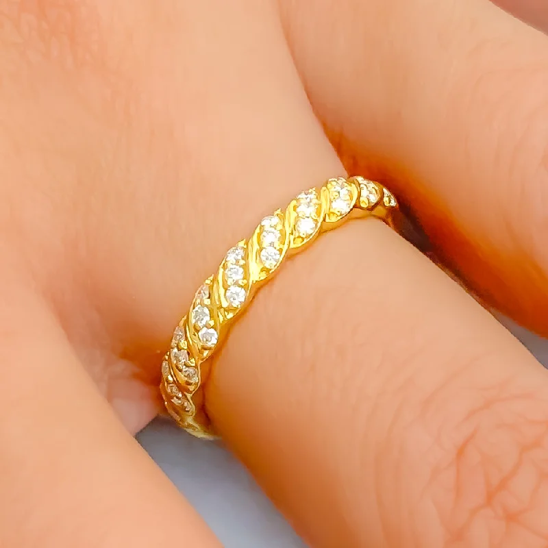 Women’s elegant engagement rings-Radiant Posh 18K Gold + Diamond Ring