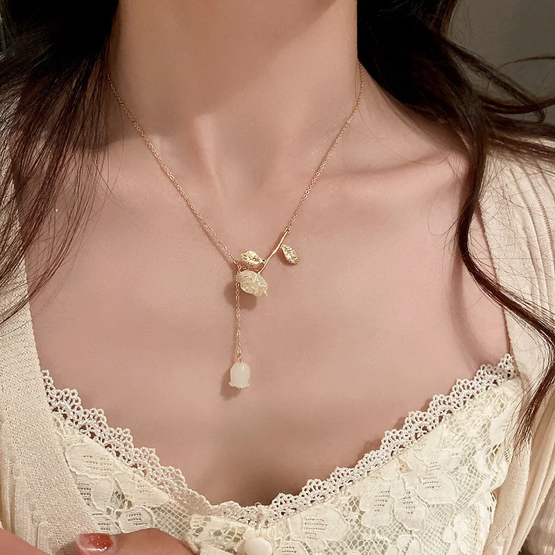 Women’s religious necklaces-New Style Lily Water Drop Pendant Clavicle Chain Round Beads Flower Necklace