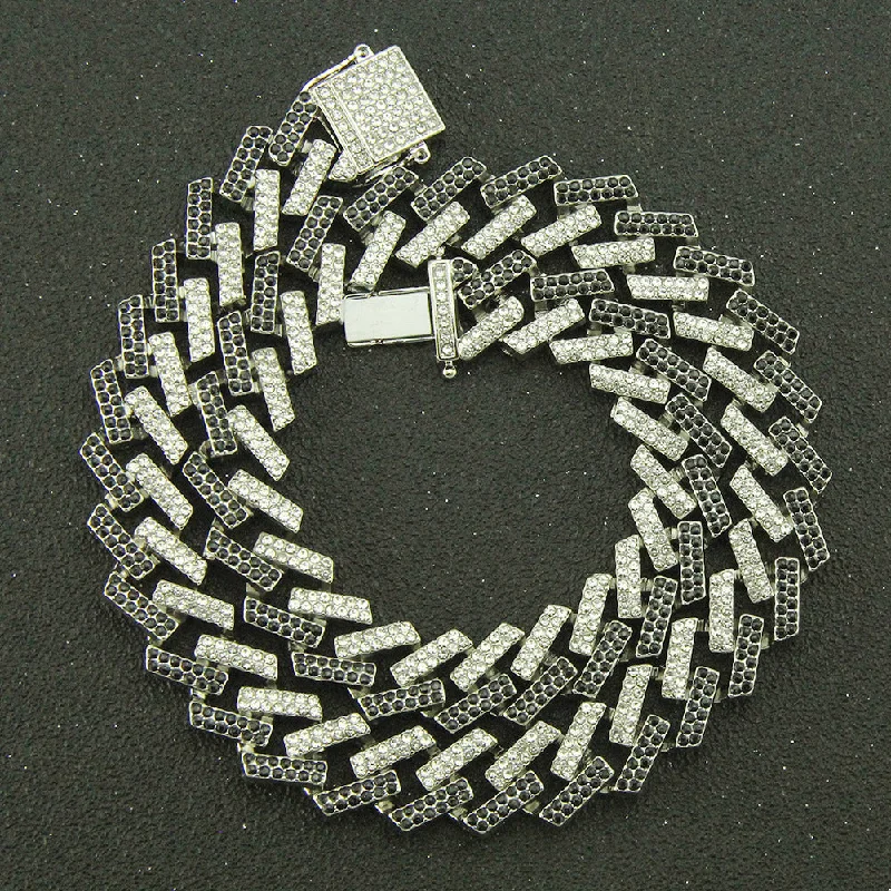 Silver (Black Diamond)-30Inch