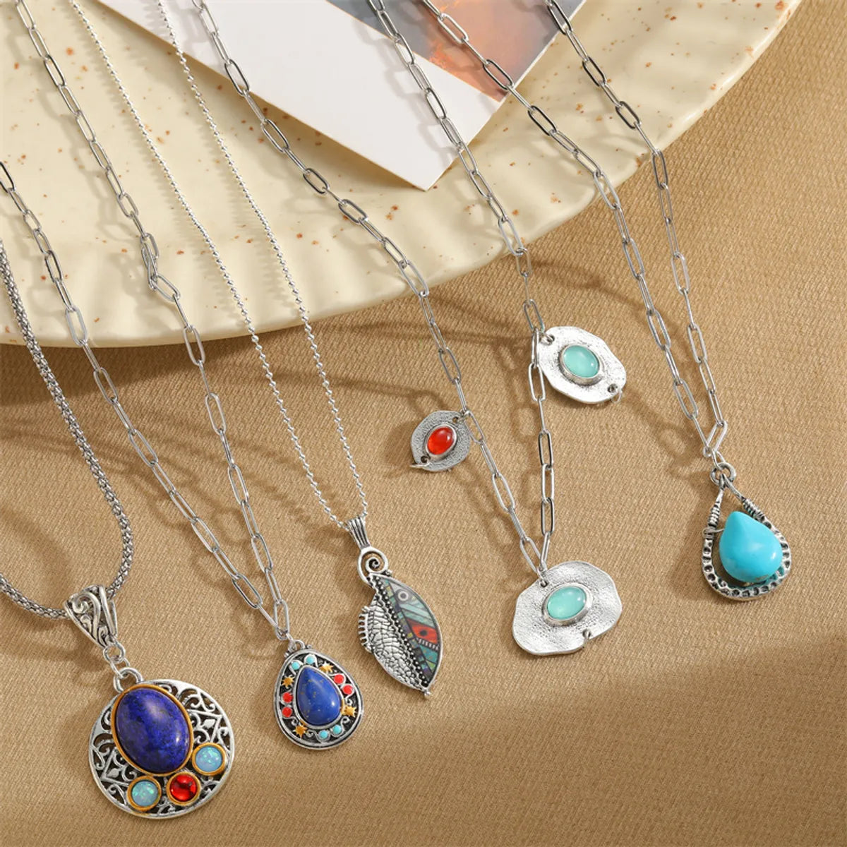 Women’s infinity love necklaces-Retro Geometric Alloy Inlay Natural Stone Silver Plated Women's Necklace