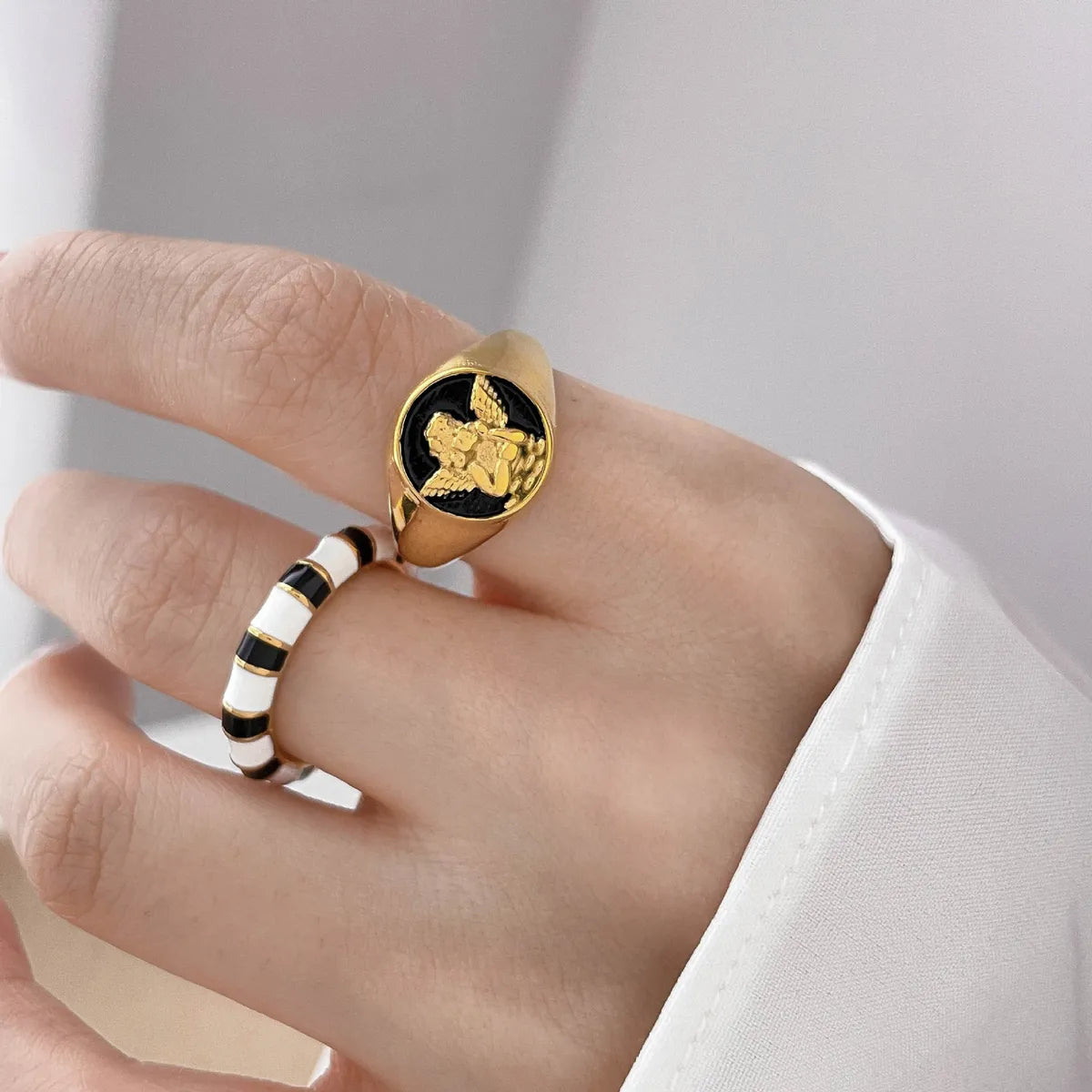 Women’s custom-made rings-Hip-hop Retro Color Block Titanium Steel Plating Gold Plated Rings