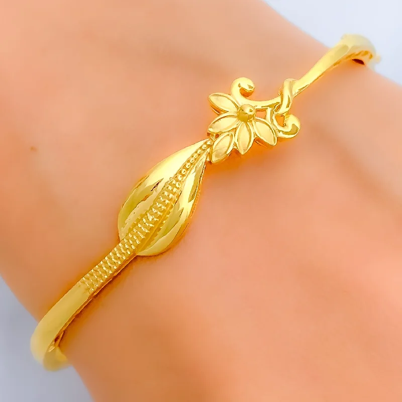 Women’s luxury charm bracelets-Unique Floral Vine 22k Gold Bangle Bracelet