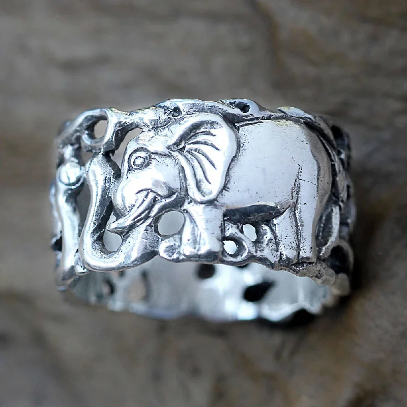 Women’s cocktail rings-Handmade Men's Sterling Silver Elephant Romance Ring (Indonesia)