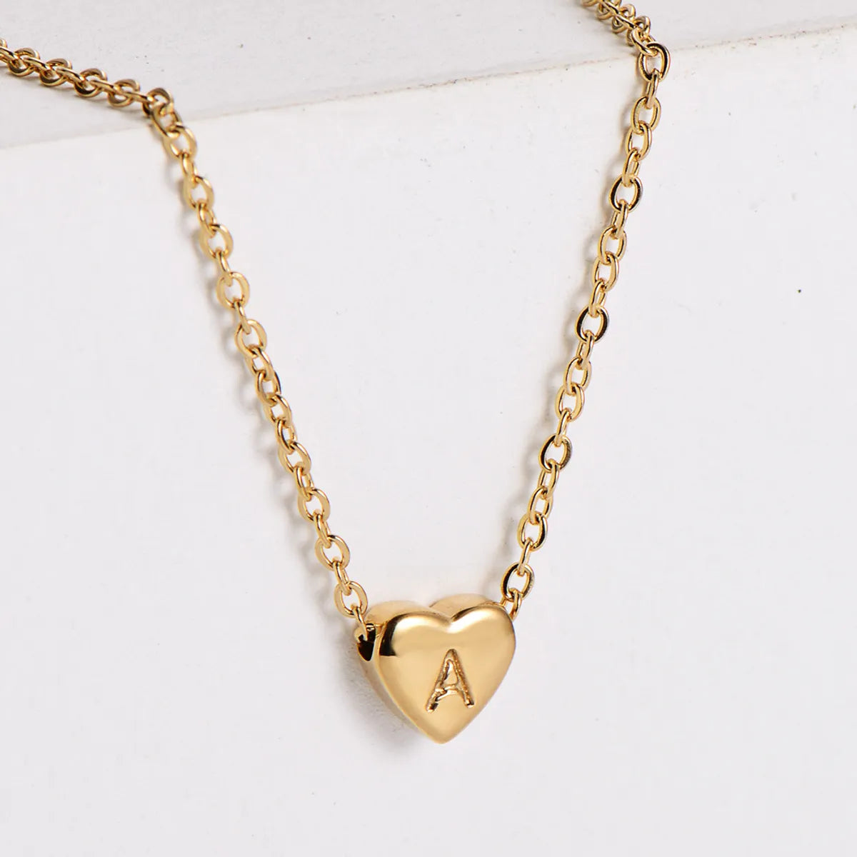 Women’s matching necklace sets-Stainless Steel Plating 18k Gold Exquisite Heart-shaped Letter Pendant Necklace